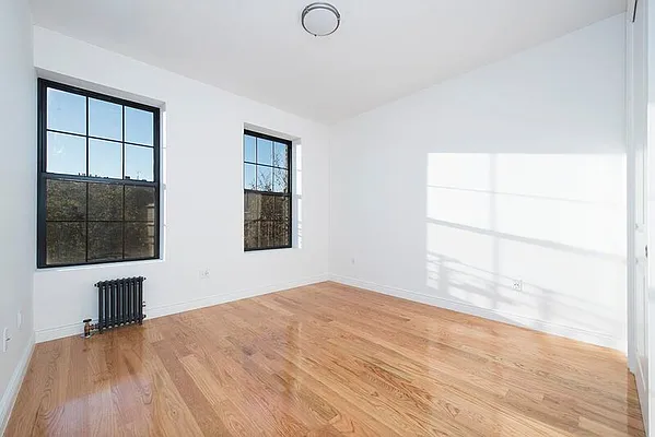 Rented by Bold New York | media 20