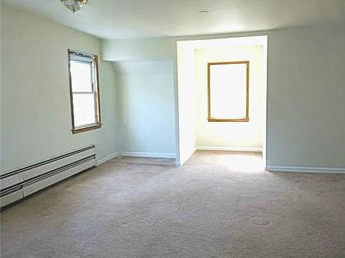 2nd fl dining/living w/nook 