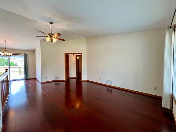 2nd image of 1405 Dayton Dr