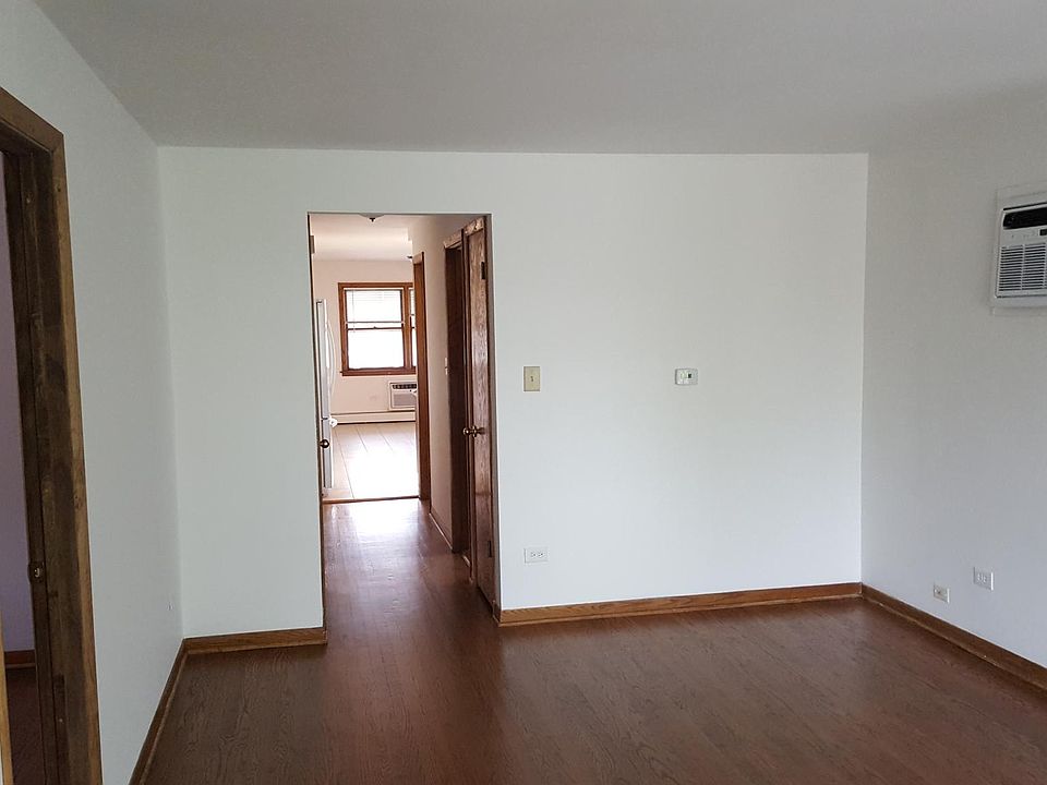 1st image of 2325 N 74th Ave