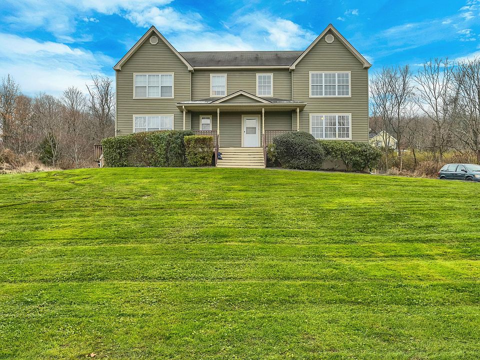 1st image of 6 Bel Air Dr #2