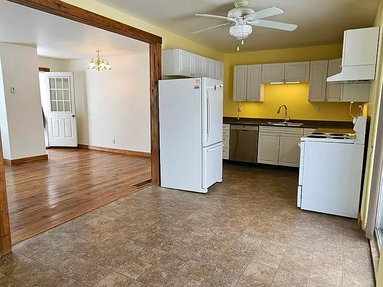 22208 Loyalist Pkwy — Photo 11