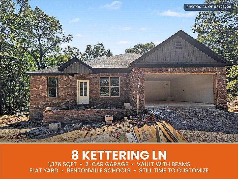 1st image of 8 Kettering Ln
