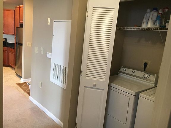 5th image of 2655 Prosperity Ave APT 111