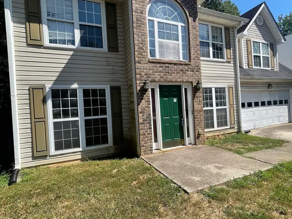 701 Simon Park Cir, Lawrenceville, GA 30045