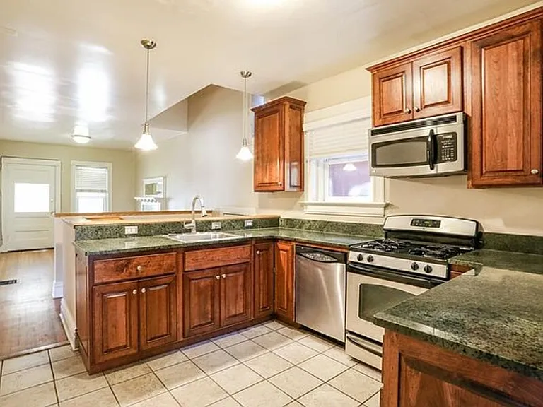1200 Josephine St #1 — Photo 4