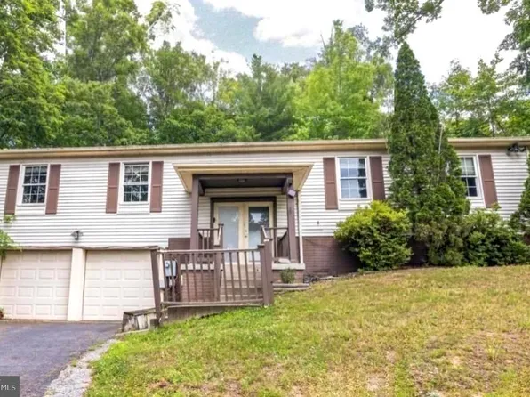 17985 Possum Point Rd, Dumfries, VA 22026