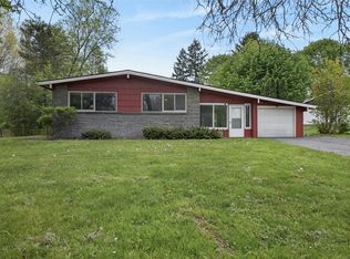 648 Pinnacle Rd, Pittsford, NY 14534
