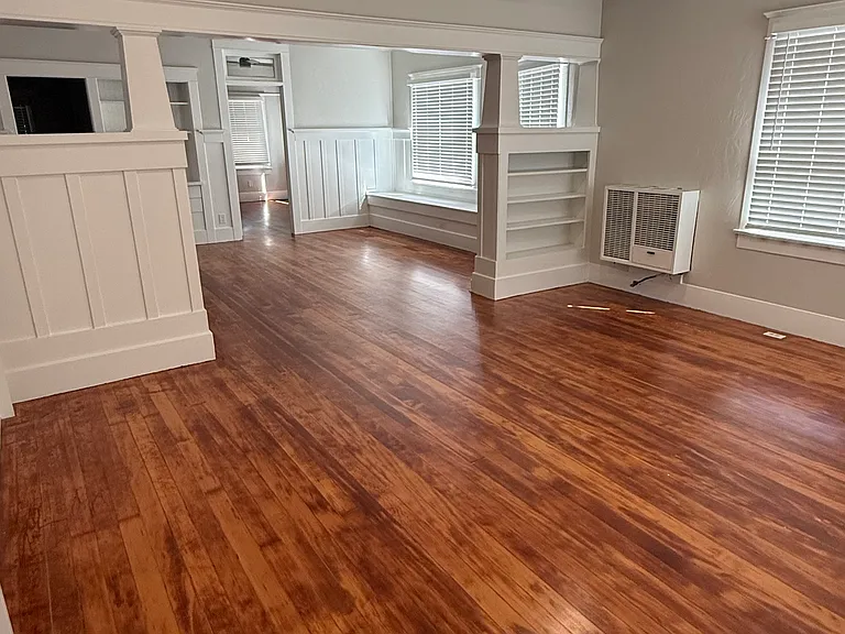 161 E Pearl St #161 — Photo 6