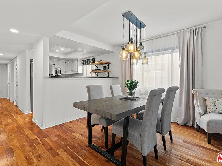 11907 Darlington Ave #101 — Photo 6