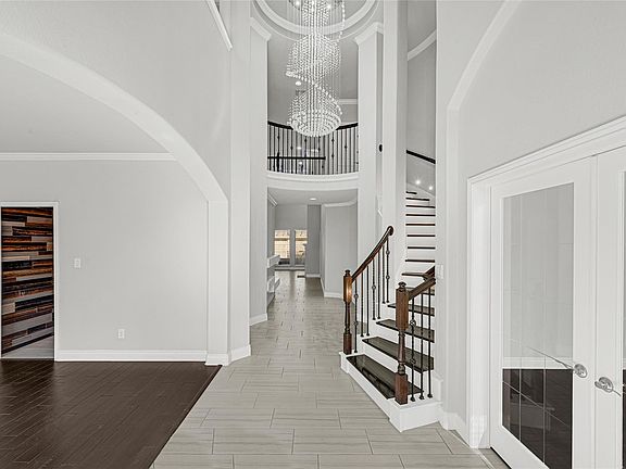 3rd image of 3430 Golden Cypress Lane