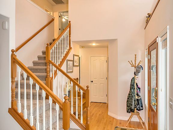 3rd image of 13612 165th Street Ct E