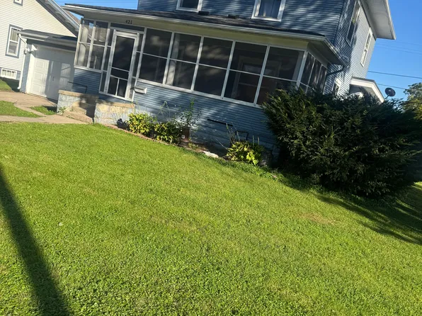 421 2nd Ave NE, Clarion, IA 50525