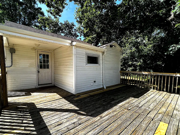 8118 Walnut Cove Rd — Photo 18