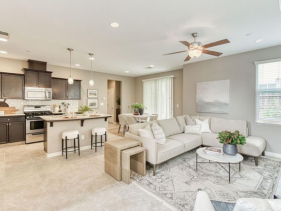 4th image of 3037 Roche Ln