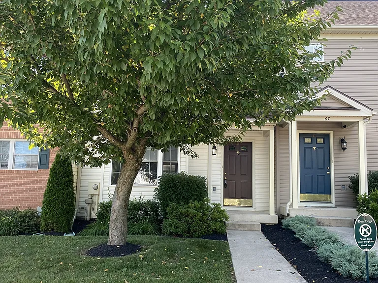 63 Mabel Ln — Photo 1