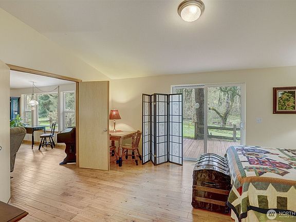 5th image of 1319 Winlock Vader Road #19