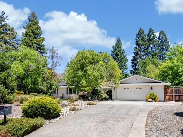 4808 Saint Thomas Dr, Fair Oaks, CA 95628