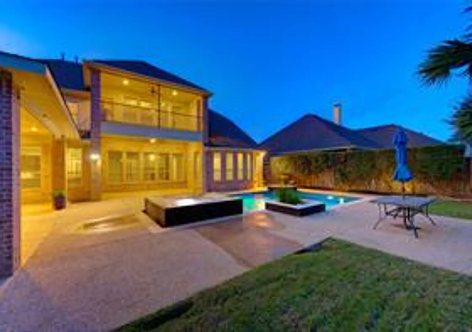 5 Bedroom Home in Katy with Pool - Great Home! — Photo 4