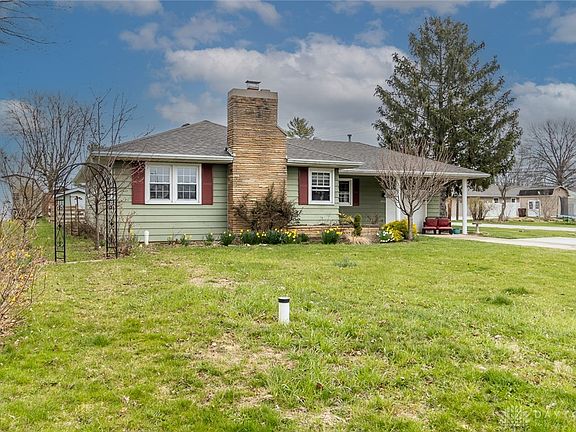 5th image of 303 S Chippewa Dr