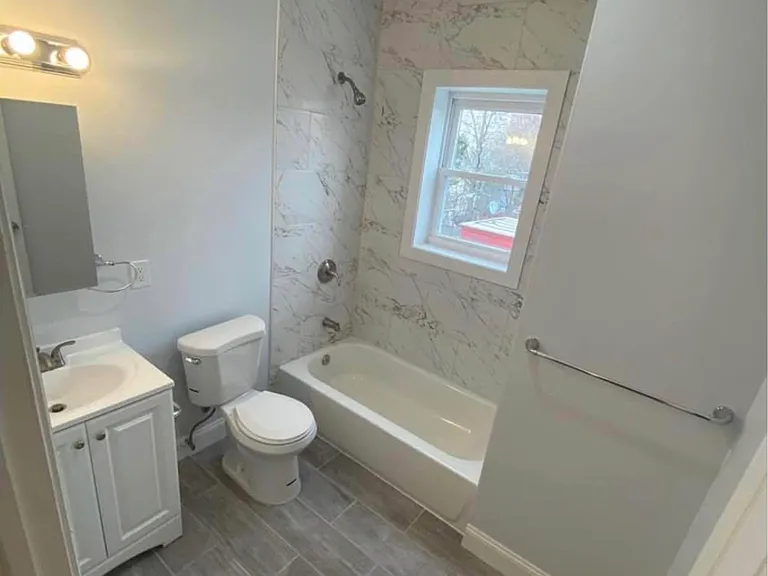 35 William St #6 — Photo 3