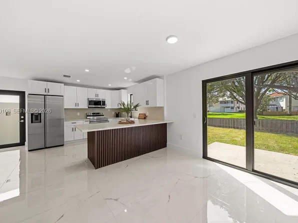 10510 SW 148th Avenue Dr, Miami, FL 33196