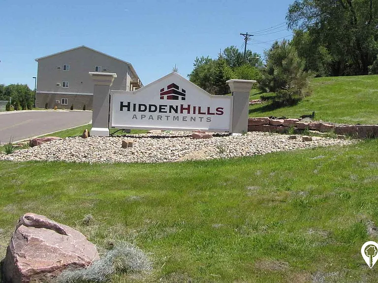 Hidden Hills — Photo 16