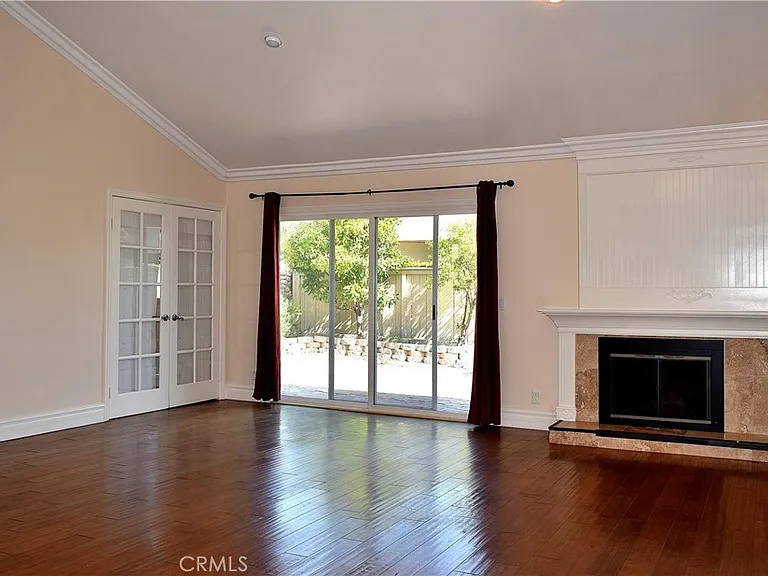 16 Creekwood — Photo 8