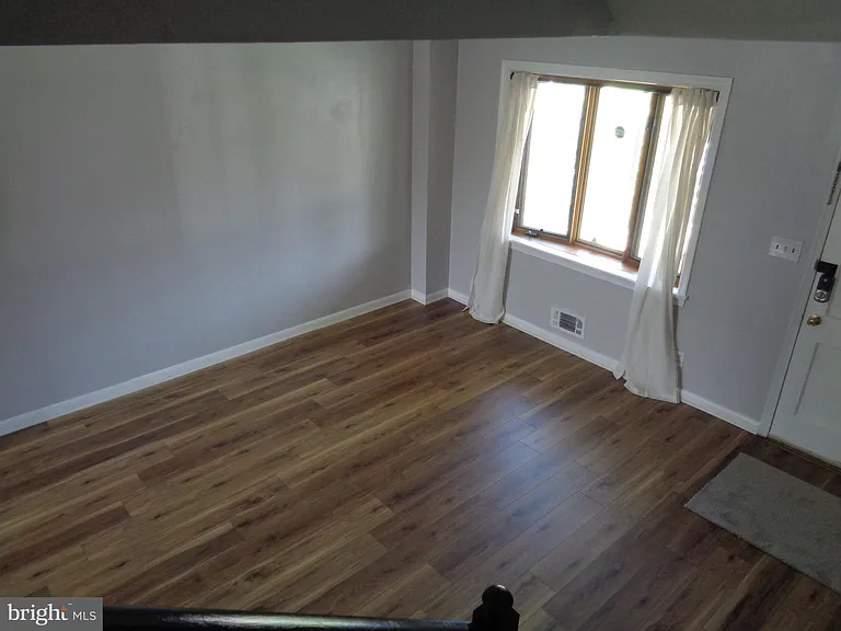 2245 Graythorn Rd — Photo 18