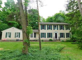 6400 Elmcrest Dr, Hudson, OH 44236