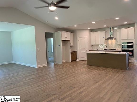 3rd image of 3016 Ambrosia Dr