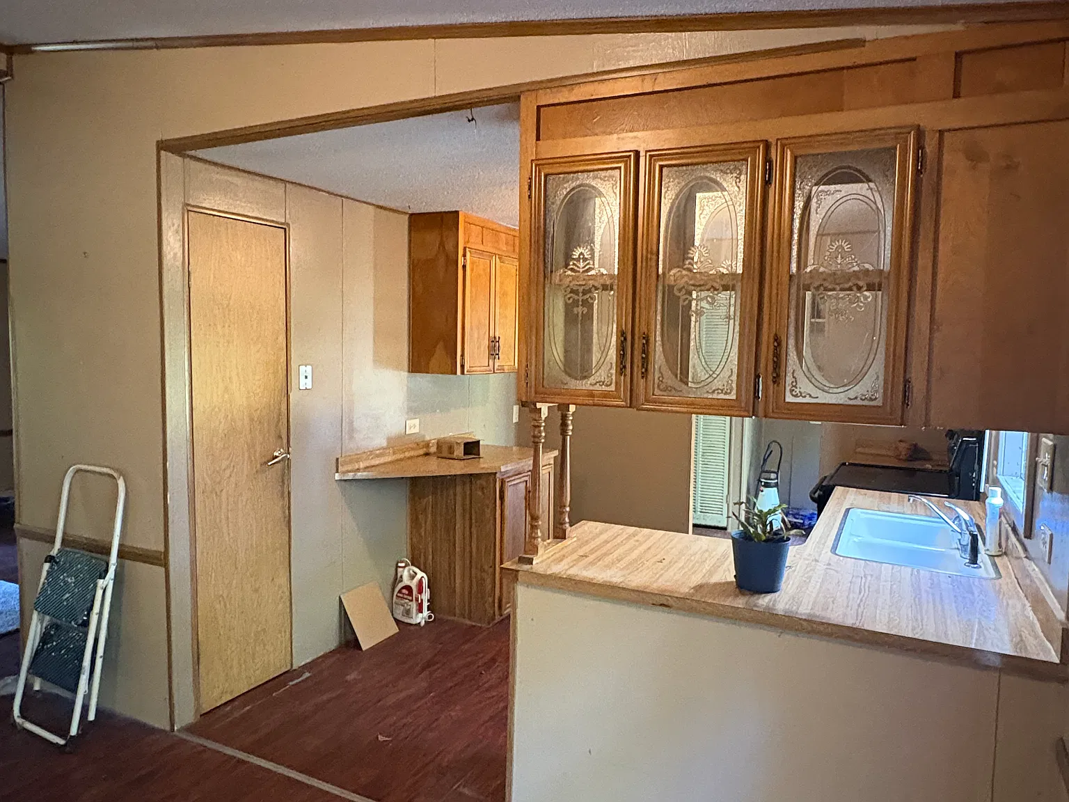 3 bed, 1456 sqft, $1,000 — Photo 4