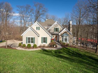 1021 Deerwood Dr, Morgantown, WV, 26508