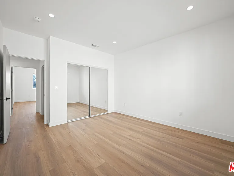 13694 Erwin St #A — Photo 20