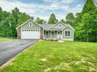 396 Old Tanner Cemetery Rd, Crossville, TN 38571