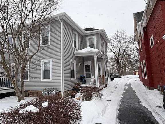 2nd image of 112 Bristol St