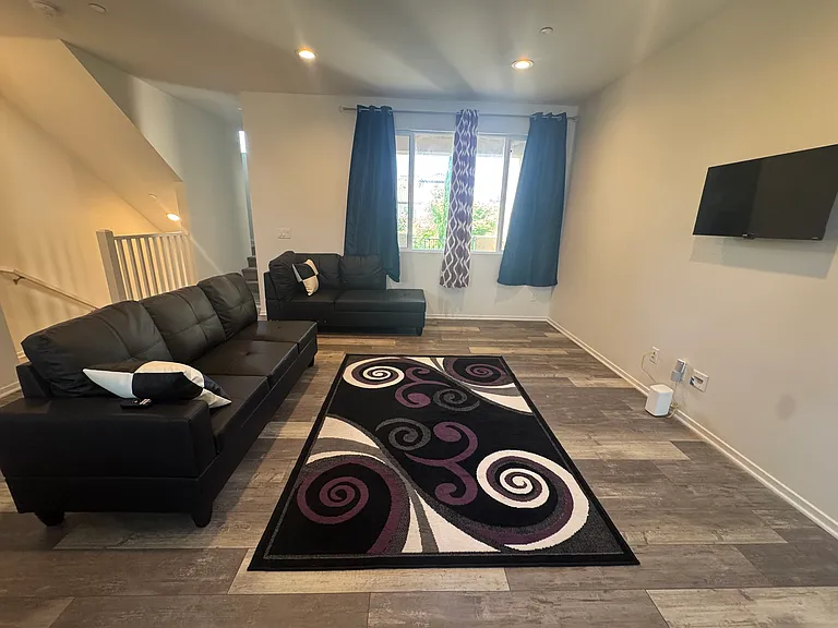 1404 Santa Victoria Rd #4 — Photo 10