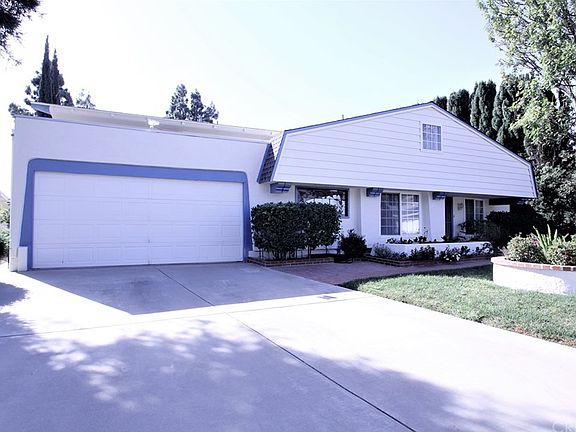 3rd image of 13207 Whistler Ave