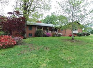 1730 Lewisville Clemmons Rd, Clemmons, NC 27012