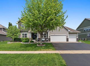 9581 212th St W, Lakeville, MN 55044