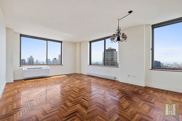 Sold by Halstead Real Estate | media 2