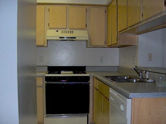 4th image of 2445 Nugget Ln