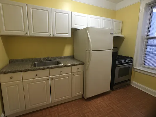 Rented by BuySell Real Estate Inc | media 11