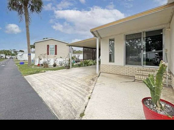 3rd image of 4289 Hitzing Ave