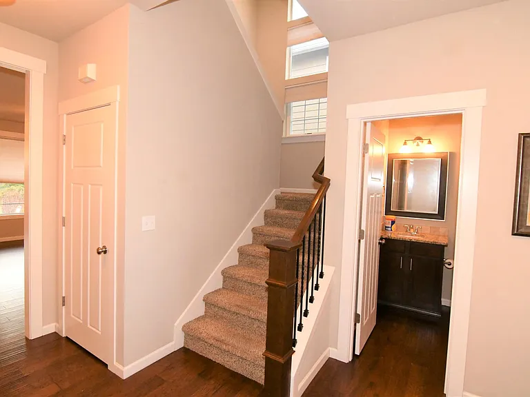 5013 Black Rock Loop SE — Photo 12