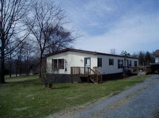 148 Sweazey Rd, Lansing, NY 14882