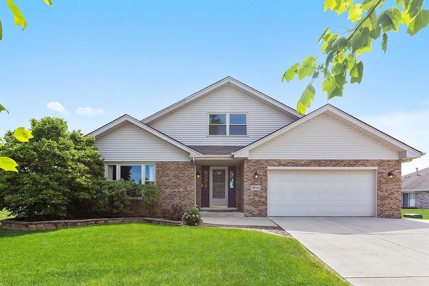 19749 Catherine Ln photo 1