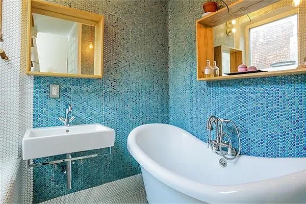 Sold by Avenue Sotheby's International Realty | media 15