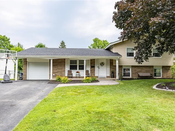 34 Tanglewood Dr, Rochester, NY 14616