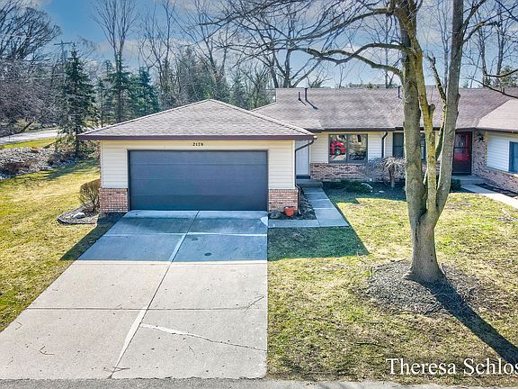 2nd image of 2178 Wildfield Dr NE